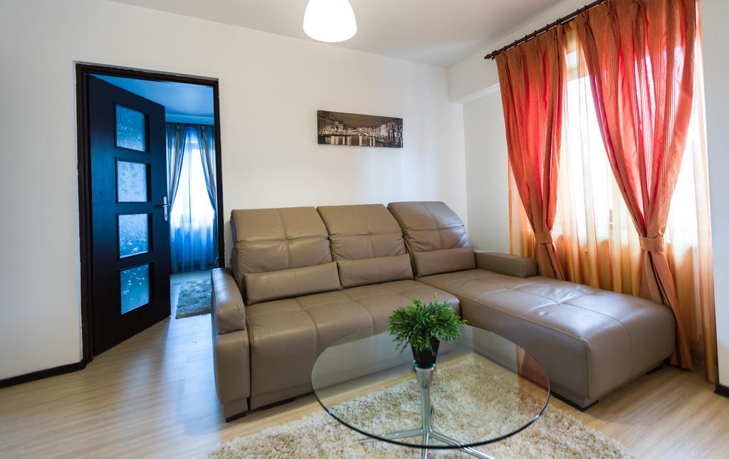 Il Primo Apartments Яссы Экстерьер фото
