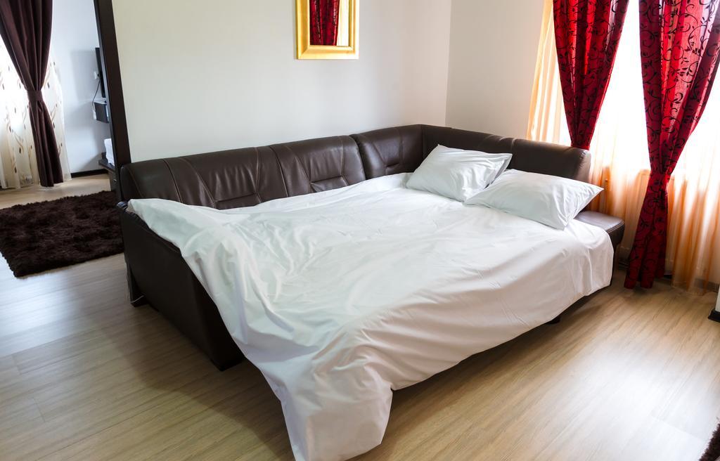 Il Primo Apartments Яссы Экстерьер фото