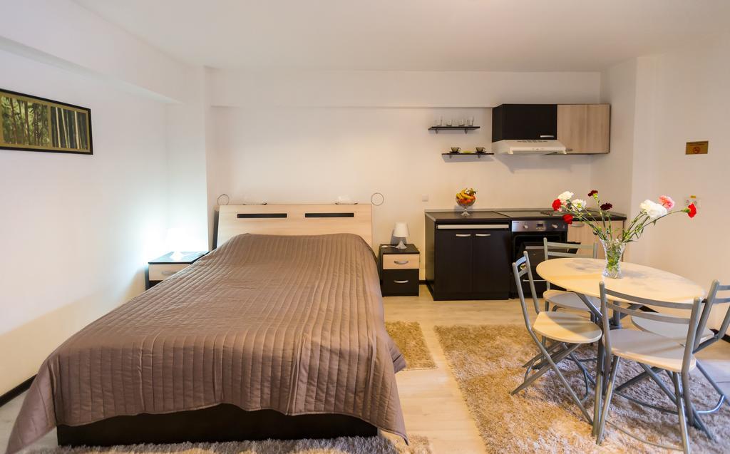 Il Primo Apartments Яссы Экстерьер фото