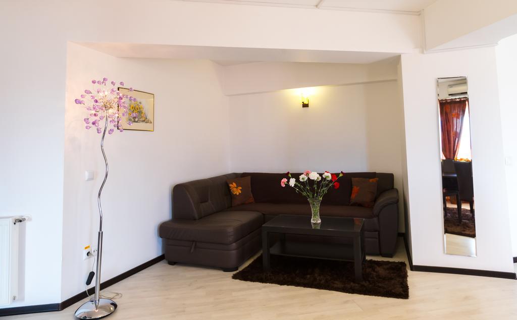 Il Primo Apartments Яссы Экстерьер фото