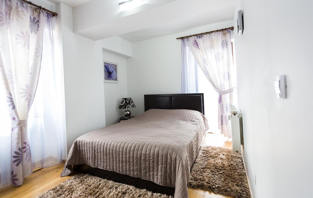 Il Primo Apartments Яссы Экстерьер фото