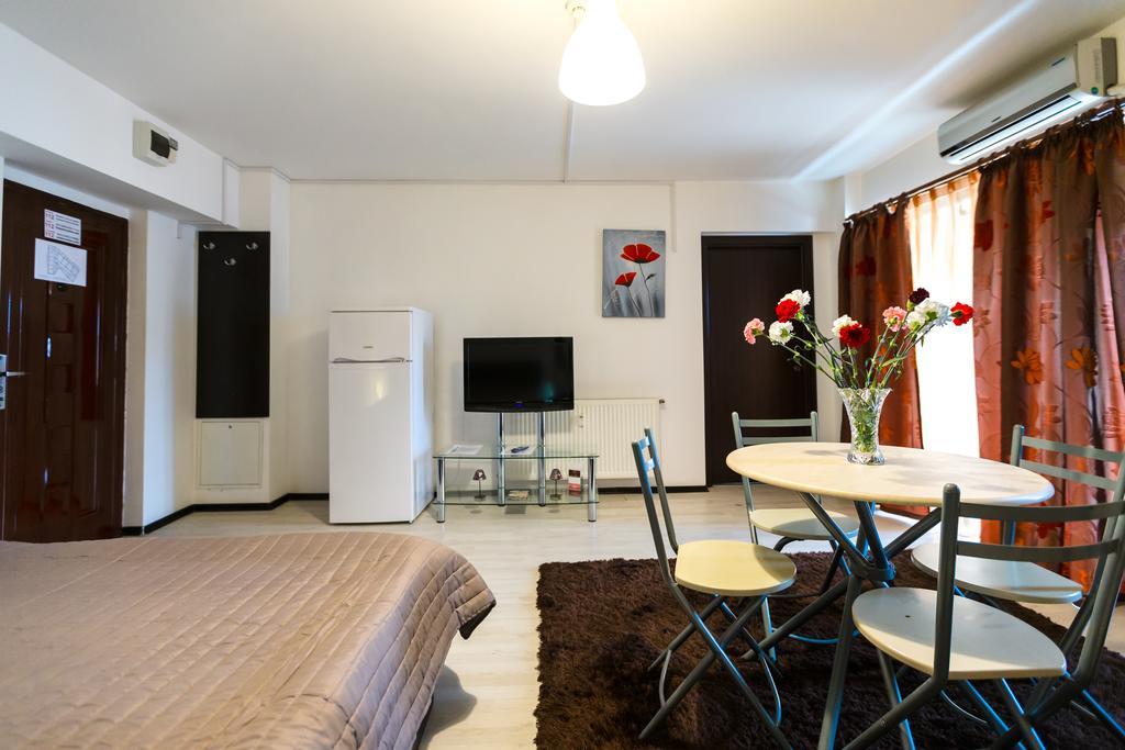 Il Primo Apartments Яссы Экстерьер фото