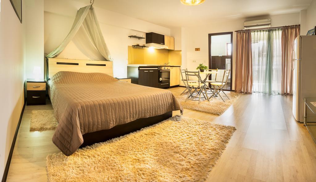 Il Primo Apartments Яссы Экстерьер фото