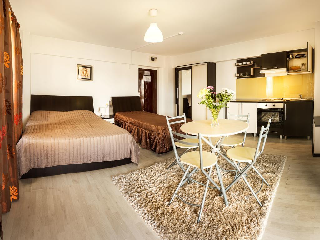 Il Primo Apartments Яссы Экстерьер фото