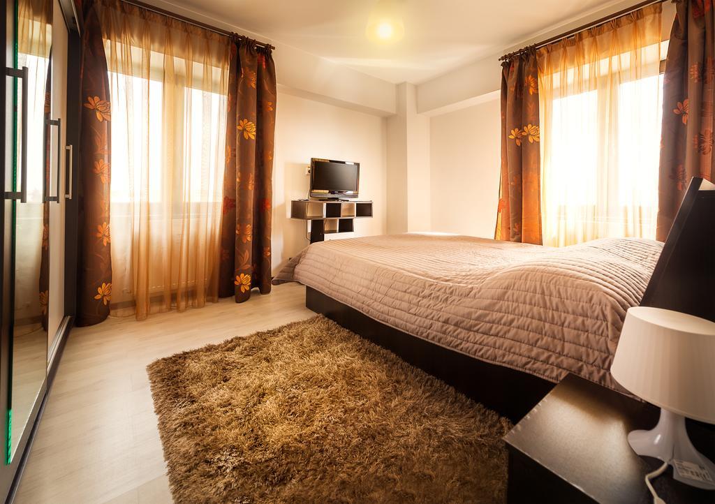 Il Primo Apartments Яссы Экстерьер фото
